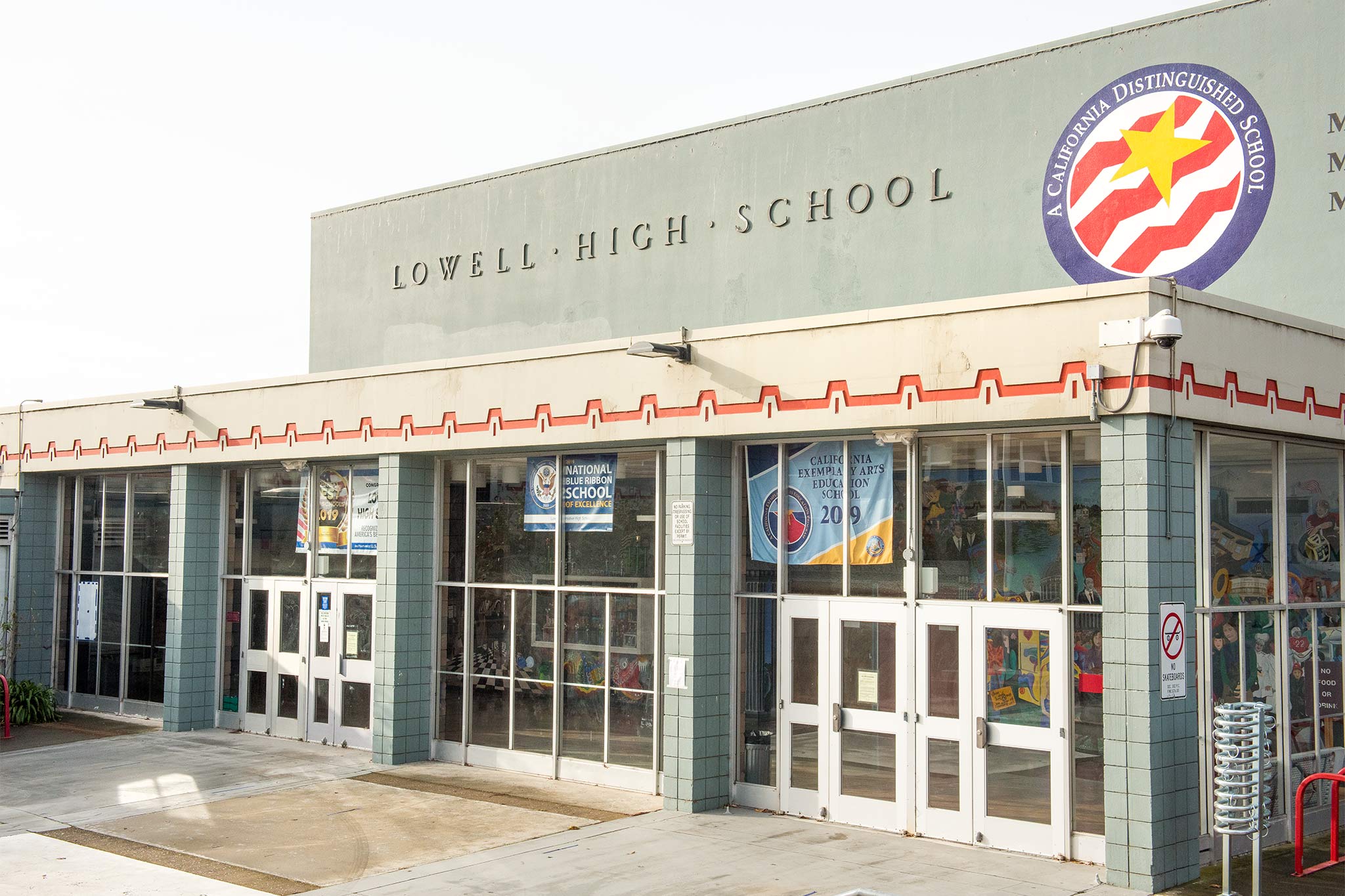 Lowell High School,Homestay and Guardianship for students in Sa