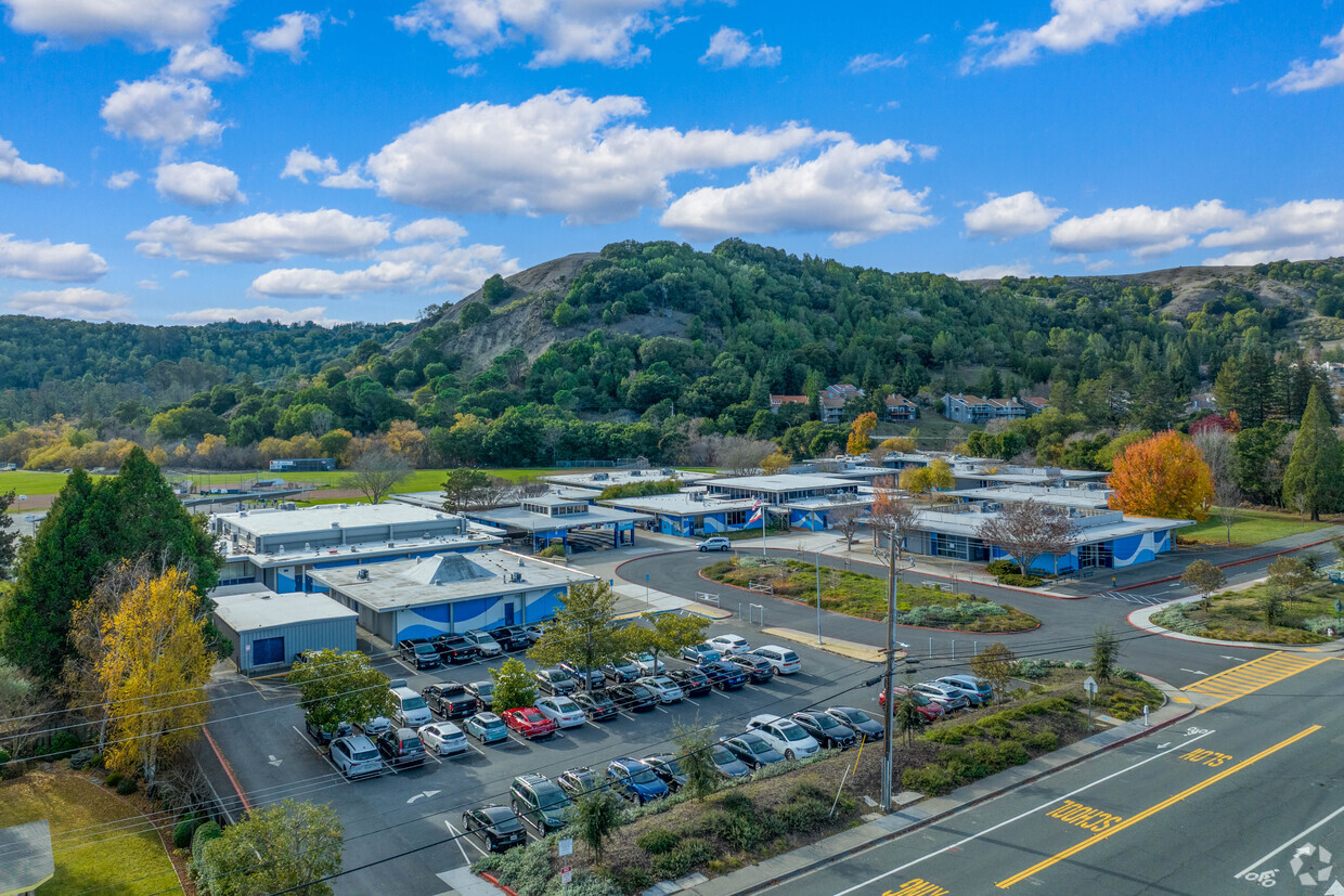 Moraga School District Homestay and Guardianship for students in