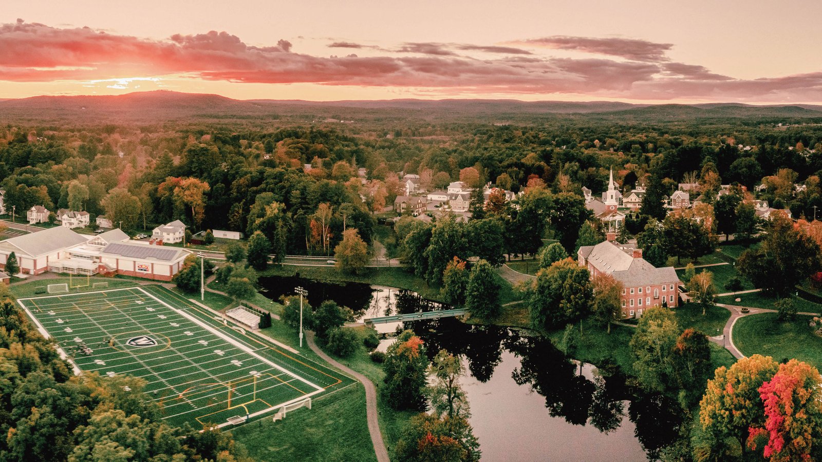The Williston Northampton School,Homestay and Guardianship for